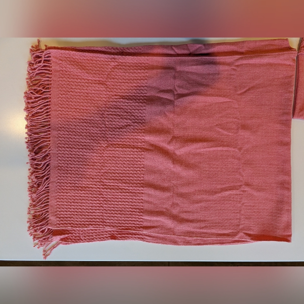 MerSea Travel Wrap Scarf With Fringe Sunset Coral Pink NWOT - Picture 3 of 8